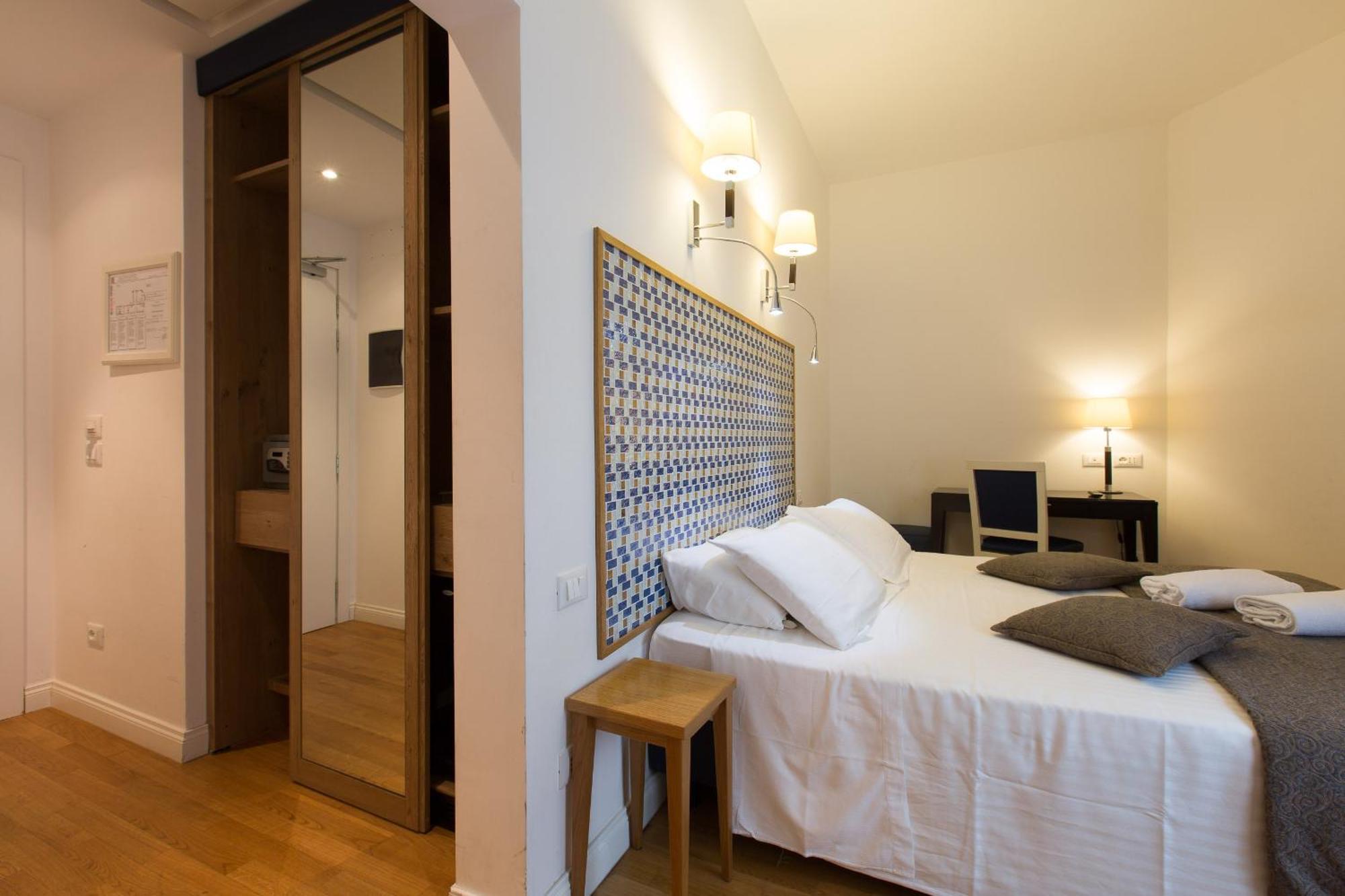 Floris Hotel Rome Room photo